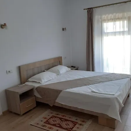 Irina Affittacamere 3*